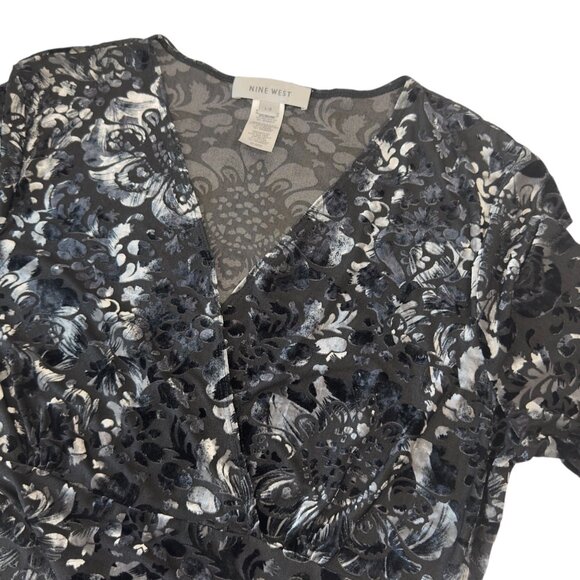 Vintage Y2k Nine West Black-Silver Floral Velvet Stretch Blouse SZ Large - Picture 12 of 12
